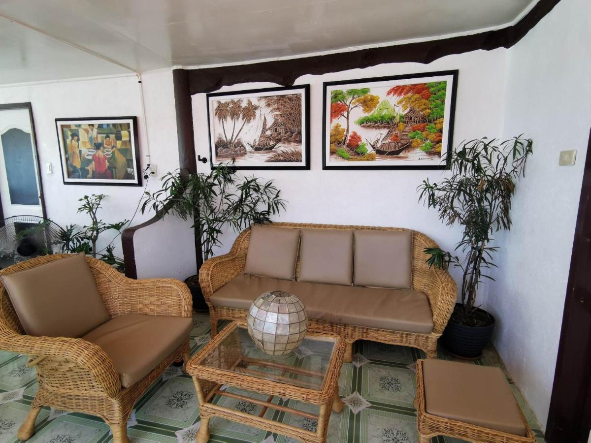 Seaside Hostel Malapascua エクステリア 写真